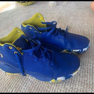 Big boys basketball shoes